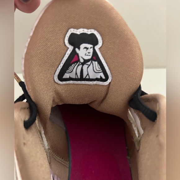 Jordan CP3 Vi Matador Shoes - Picture 4 of 10